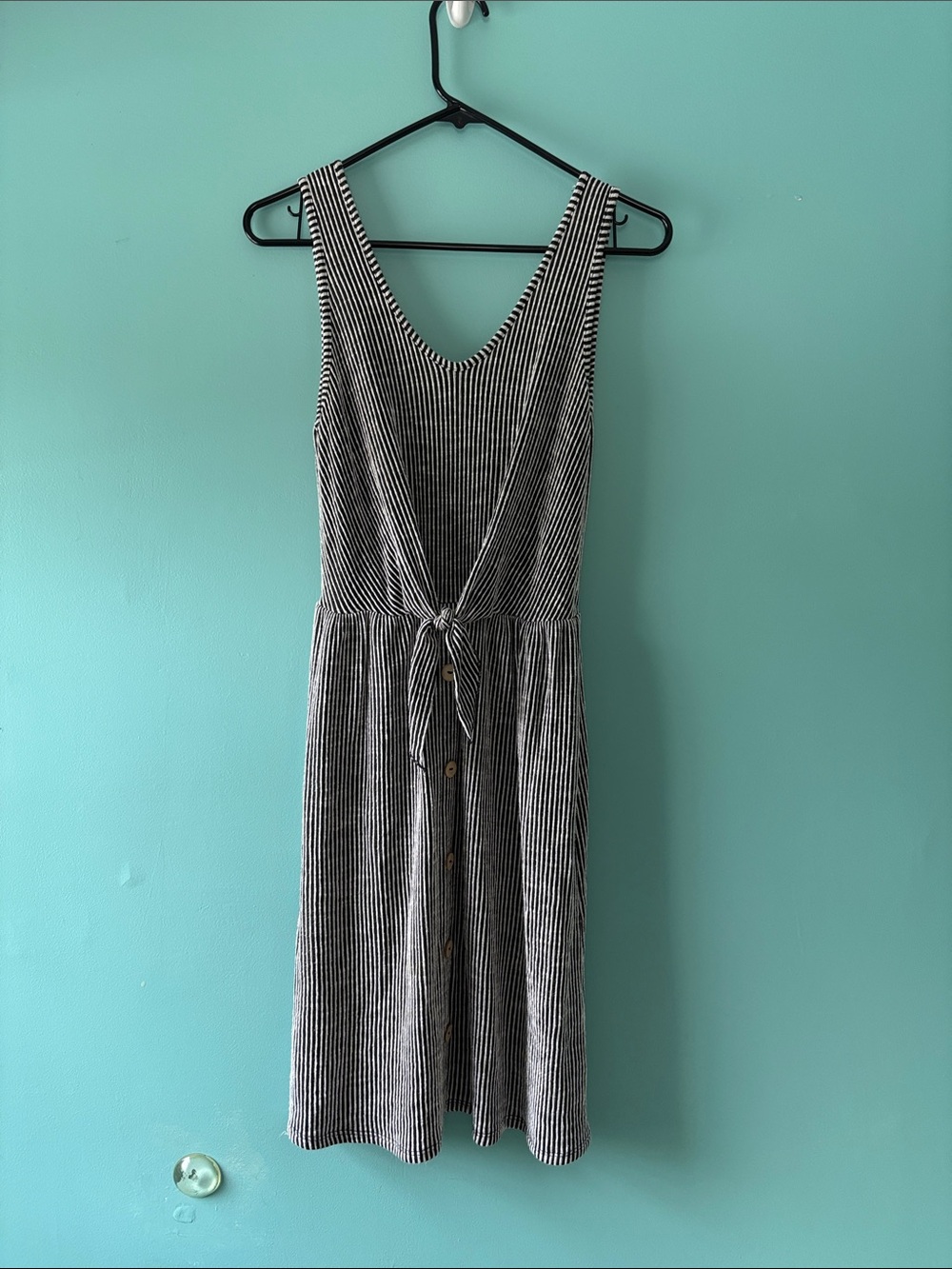 Sleeveless Black and White Striped Tie-Waist Dress